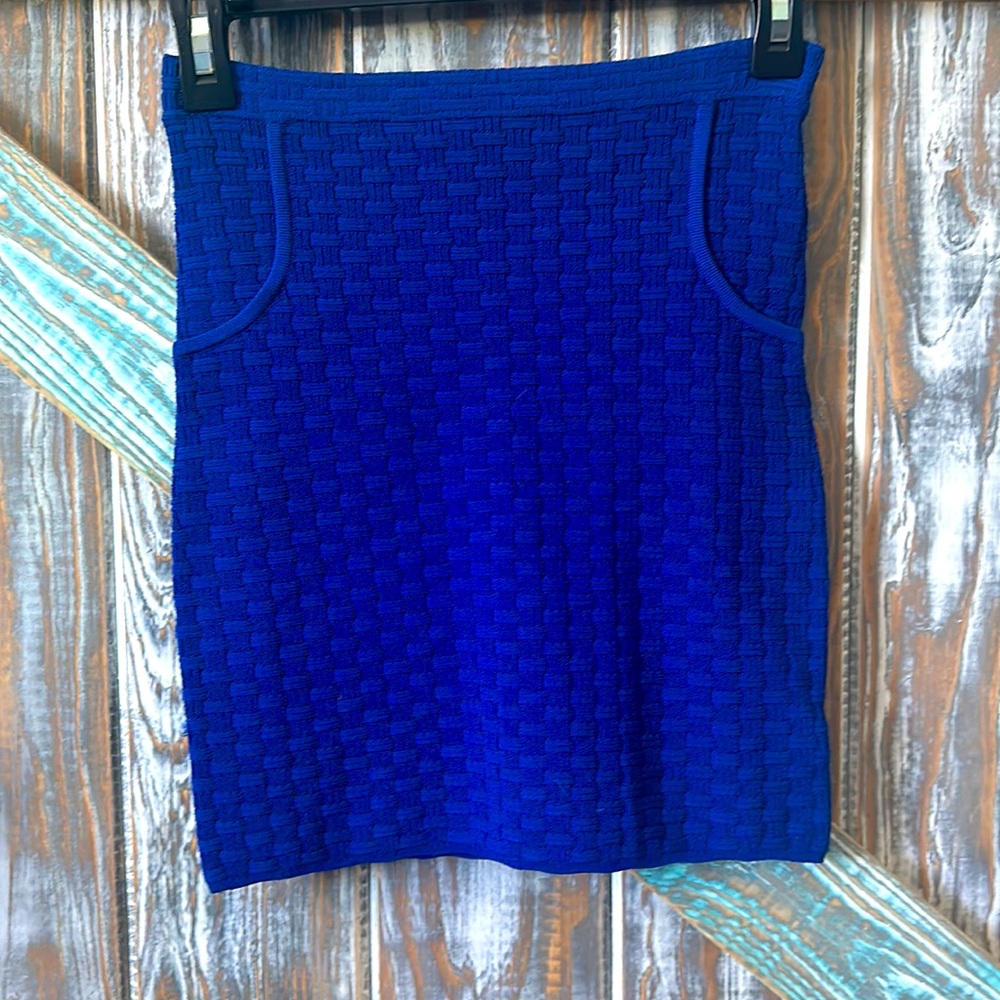 Sexy STRECH Bebe Skirt royal blue show stopping skirt!! 🔥🔥💙💙